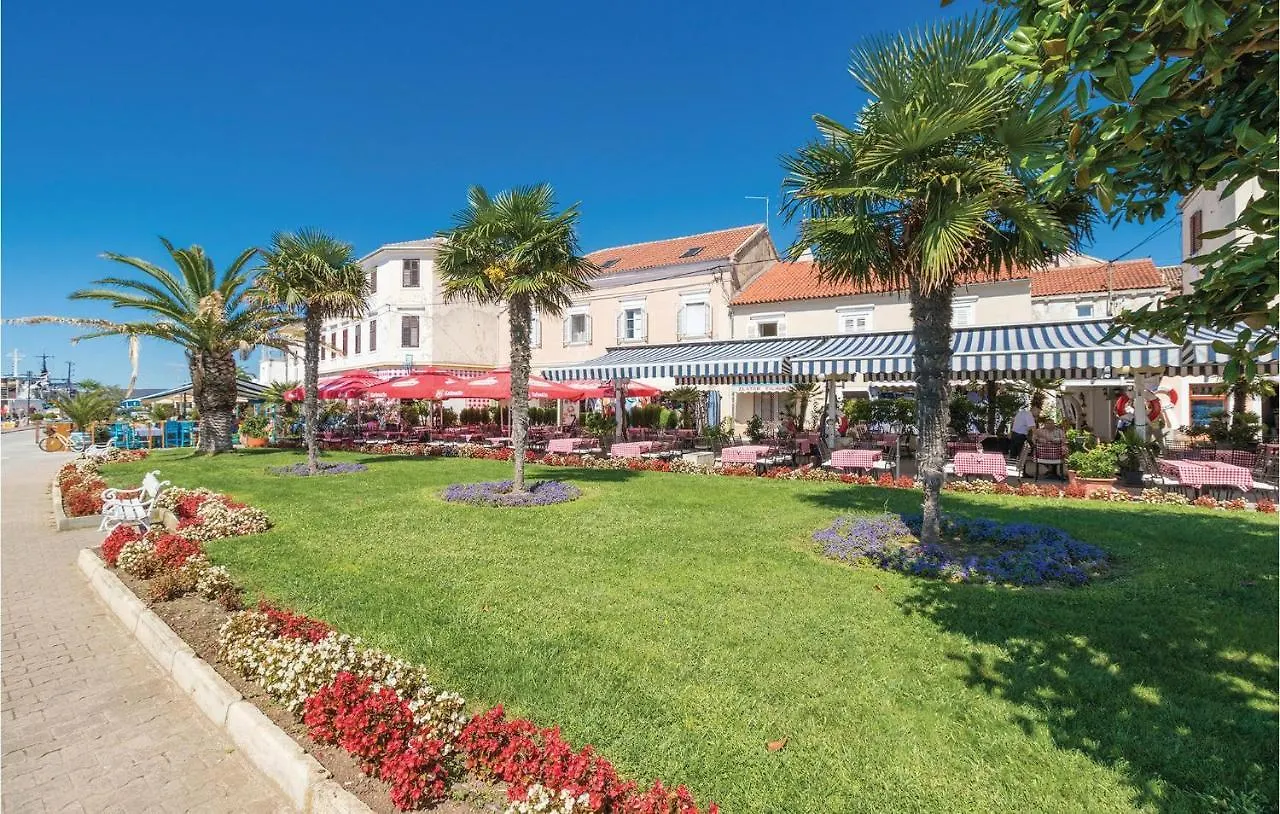Stunning Apartment In Sv,Petar Sveti Petar